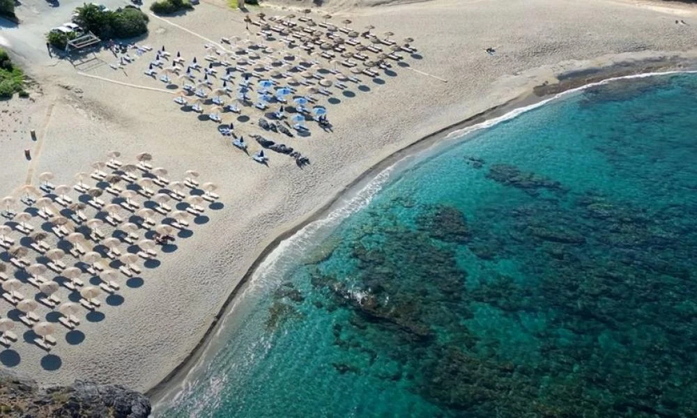 Κρήτη - Σχοινάρια: Η μαγευτική παραλία με το ρεκόρ διαύγειας νερού στα... 40 μέτρα